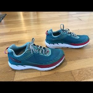 HOKA One One women’s running shoe